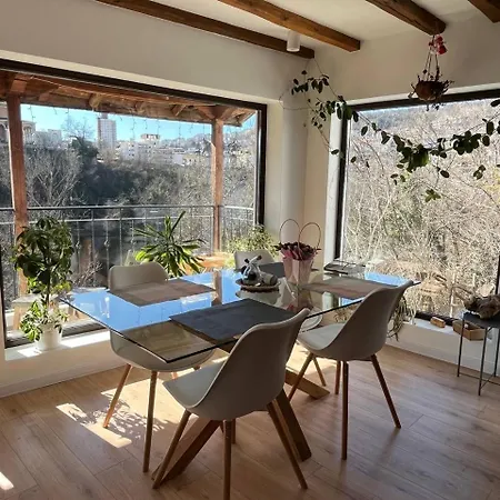 Spring-пролет Apartment, Old Town, Βελίκο Τίρνοβο