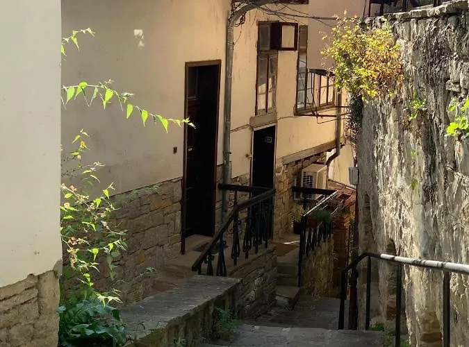 Spring-пролет Apartment, Old Town, *